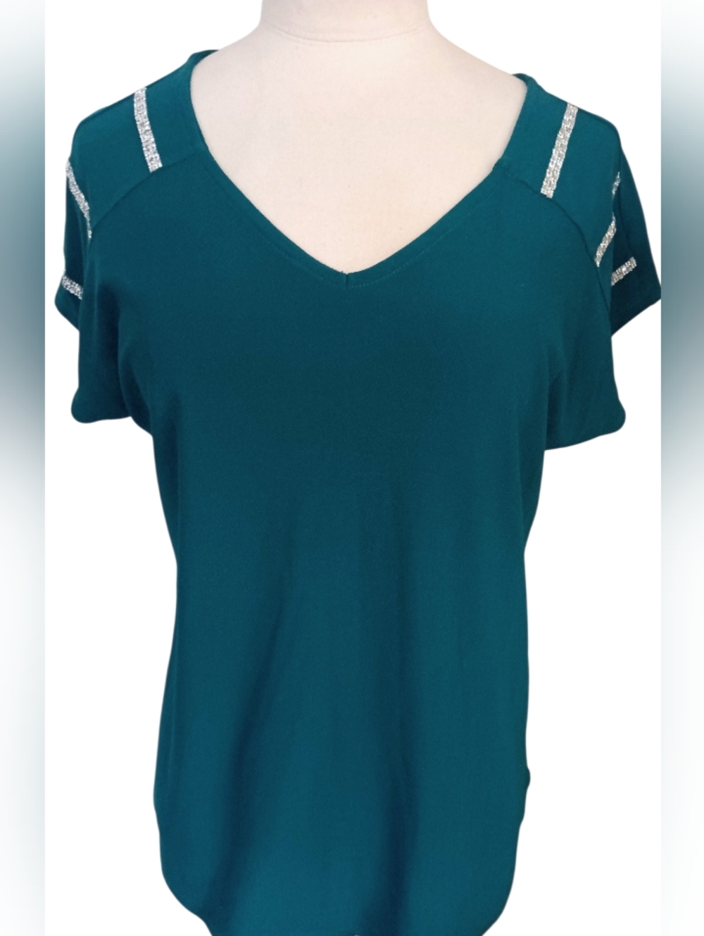 Love Scarlett Emerald Green V-Neck Crystal Sleeves Loose Fitting Top Size S EUC